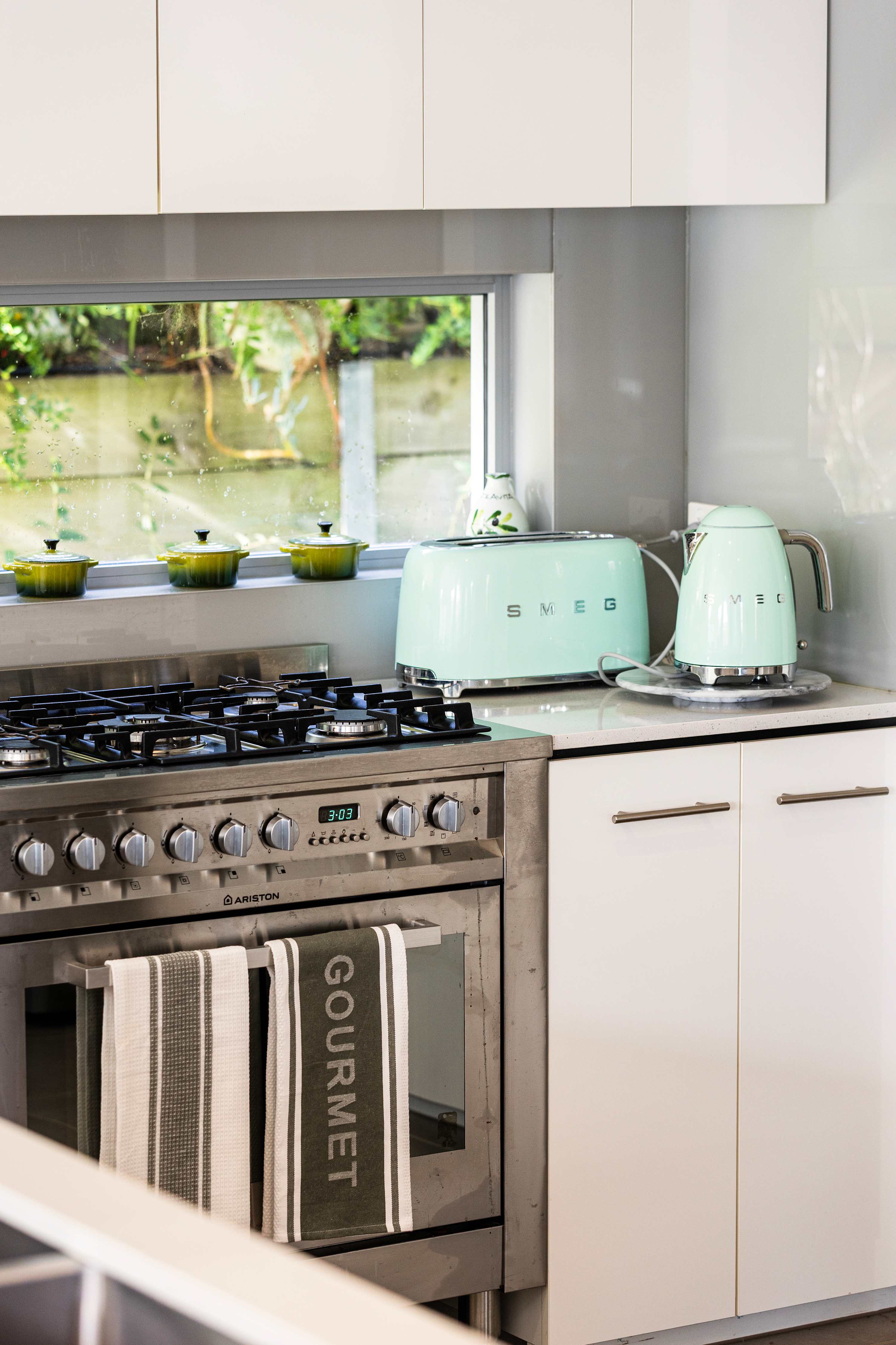Kitchen with High Quality Appliances